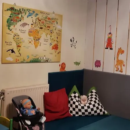 Und Weinschreiber ゲストハウス 3*