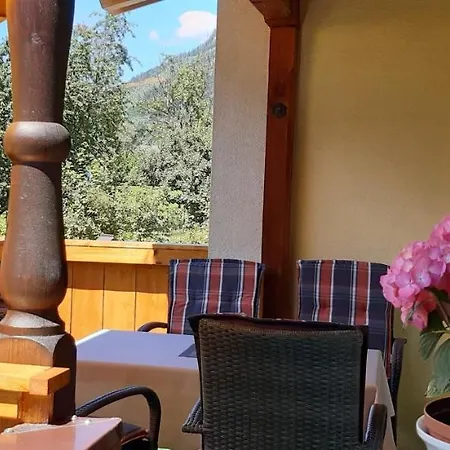 Und Weinschreiber Раурис