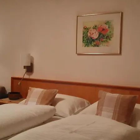 Und Weinschreiber 3* ラウリス