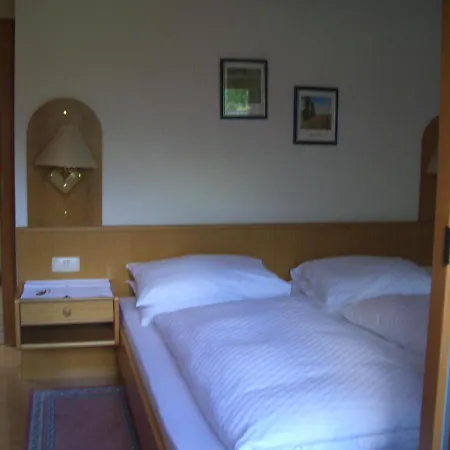 Und Weinschreiber 3*