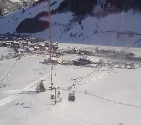 ゲストハウス Und Weinschreiber 3*