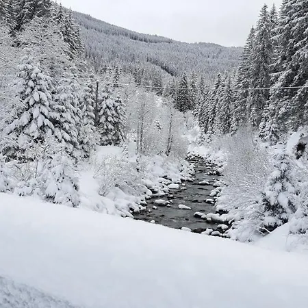 Und Weinschreiber Гостевой дом Раурис