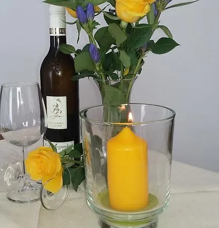 Πανσιόν Und Weinschreiber 3*