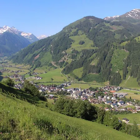 Und Weinschreiber ゲストハウス 3*